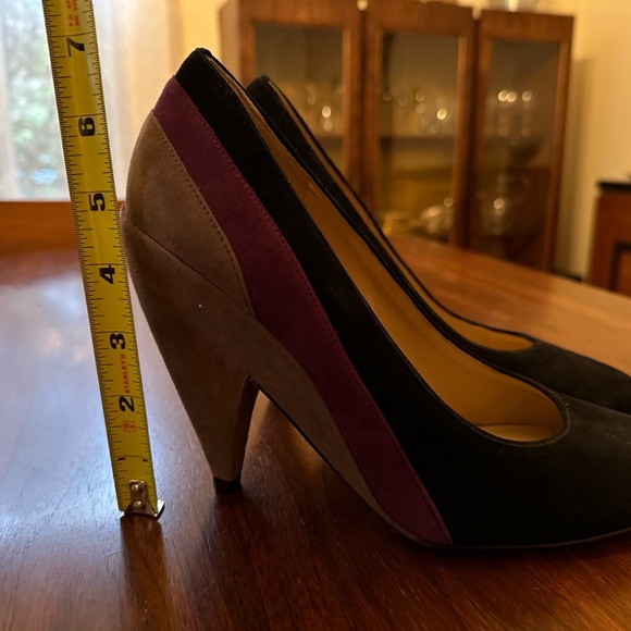 Joan & David black, purple, and grey heels. Size 8.5. - Picture 6 of 6